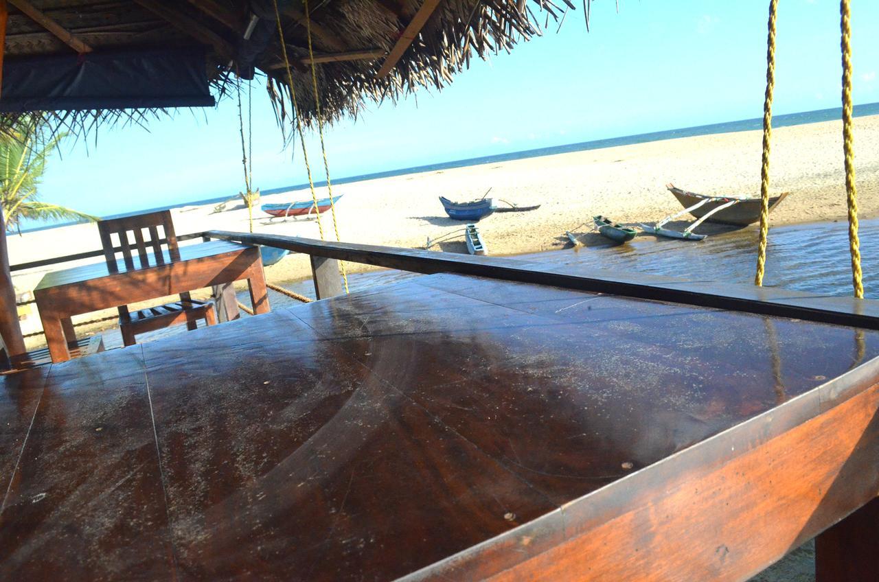 Lonely Beach Resort Тангале Екстериор снимка